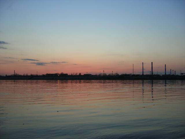 000-0512-640x480.jpg